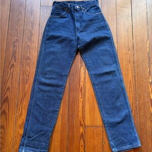 Like new vintage wrangler jeans size 7, 27” waist